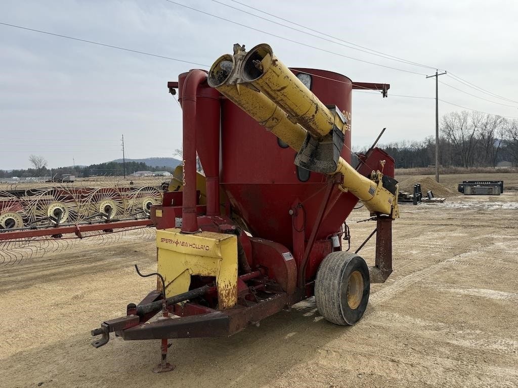 New Holland 355 Equipment Image0