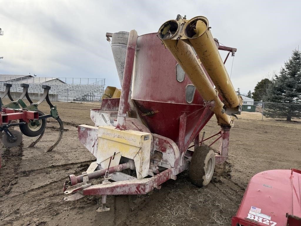 New Holland 355 Equipment Image0