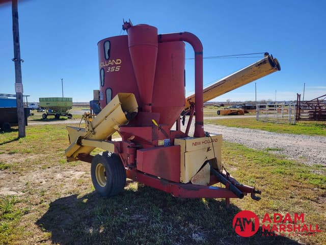 Image of New Holland 355 equipment image 1