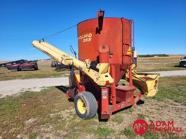 Image of New Holland 355 equipment image 3