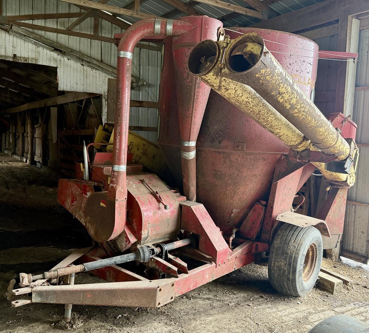 New Holland 357 Equipment Image0
