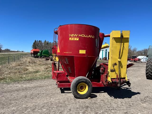 Image of New Holland 357 equipment image 3
