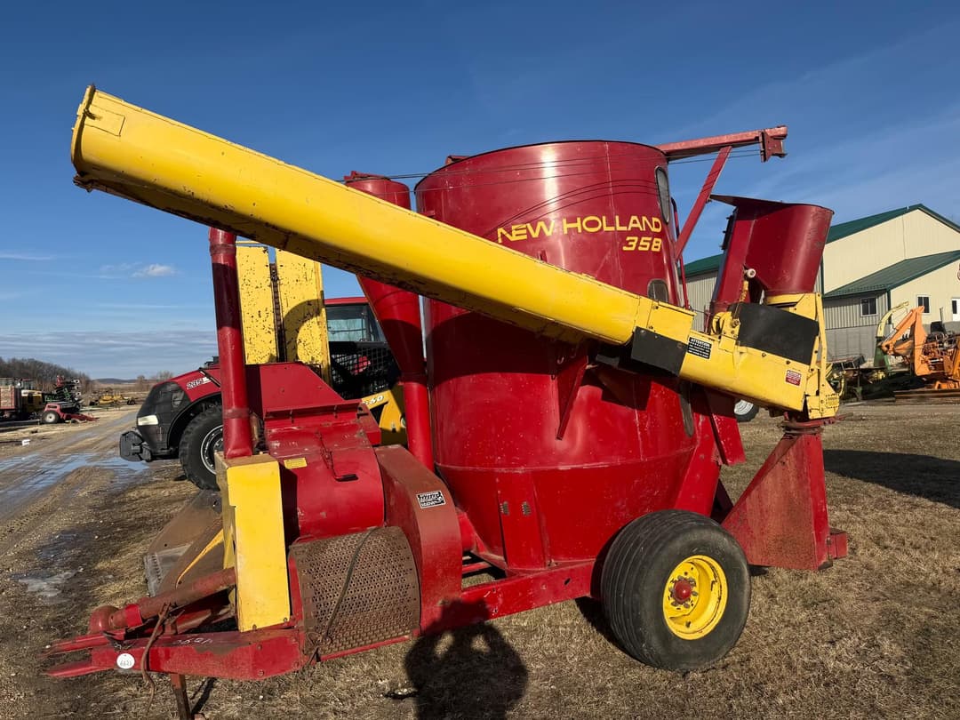 Image of New Holland 358 Primary image