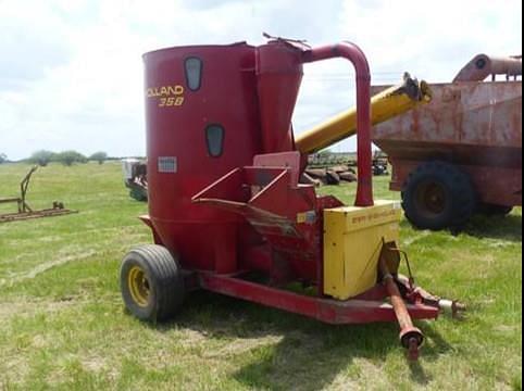 Image of New Holland 358 equipment image 1