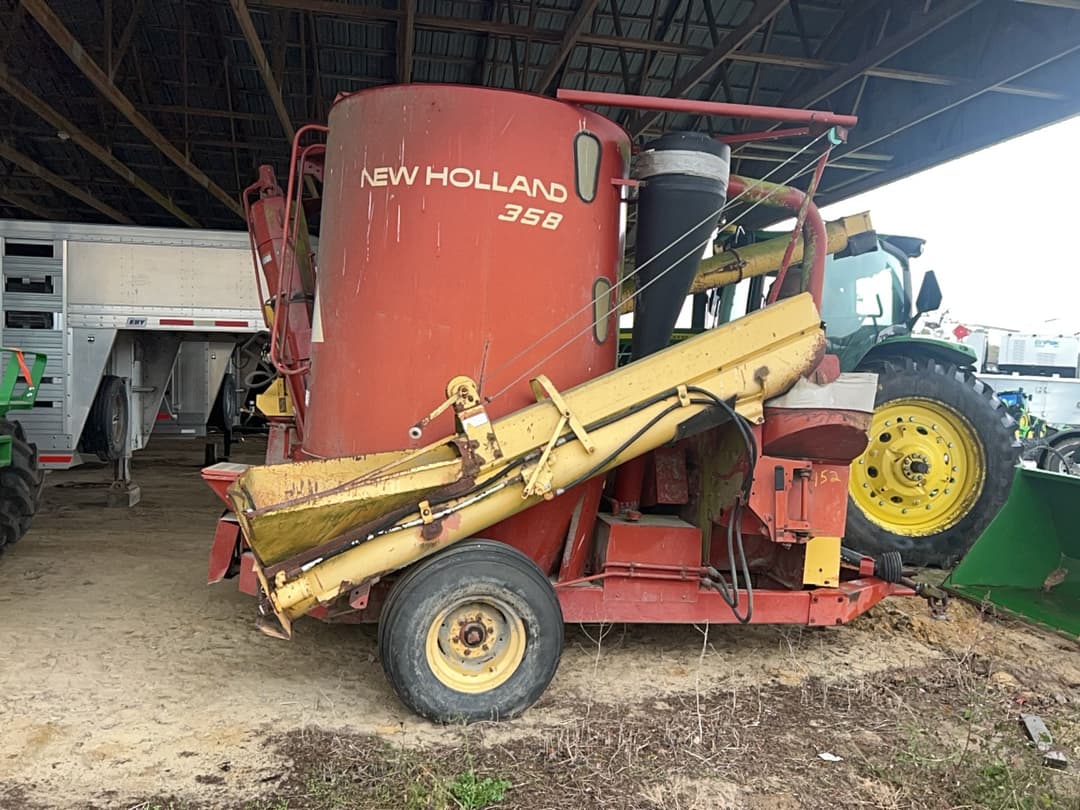 Image of New Holland 358 Primary image