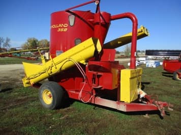 Main image New Holland 358