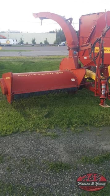 Main image New Holland 38