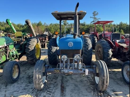 Image of New Holland 3930 equipment image 2