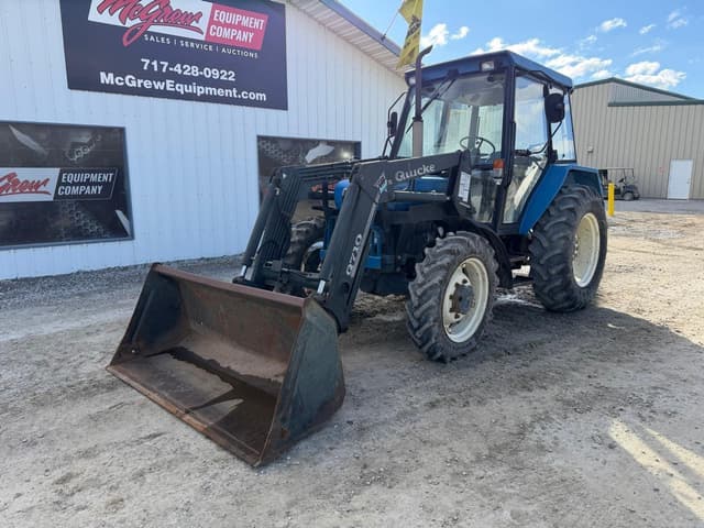 Image of New Holland 3930 equipment image 1