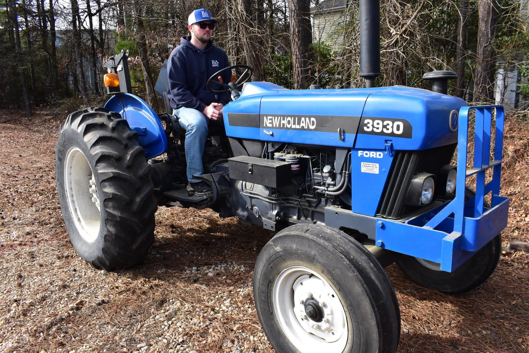 New Holland 3930 Equipment Image0