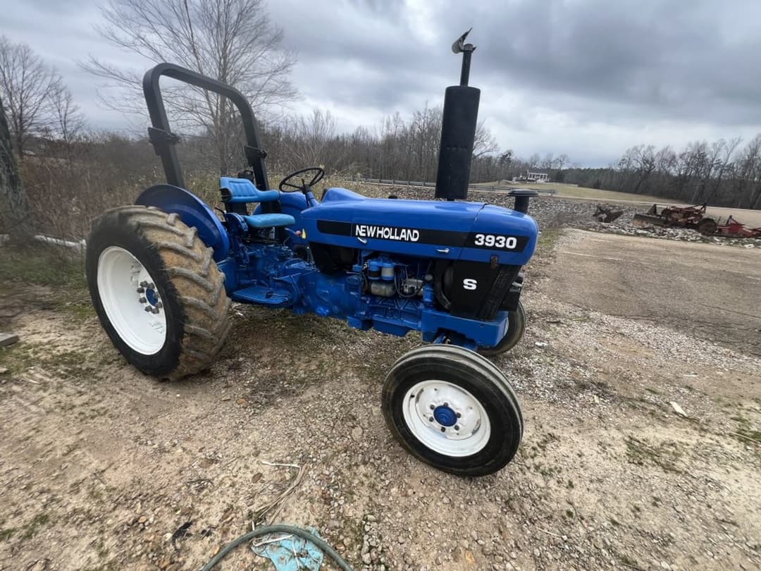 Image of New Holland 3930 Primary image