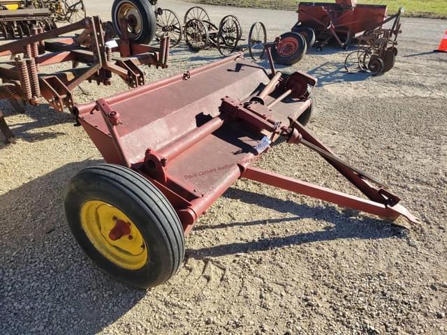 Image of New Holland 401 equipment image 3