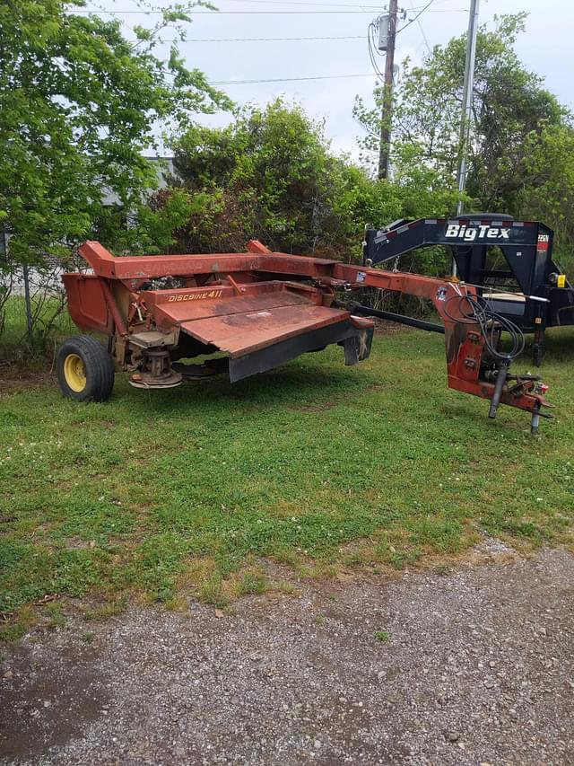 Image of New Holland 411 equipment image 1