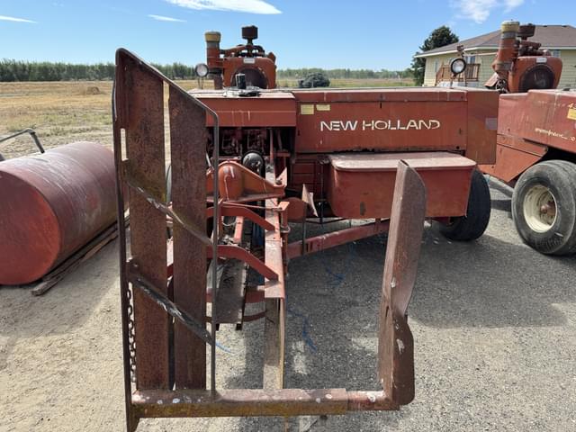 Image of New Holland 430 equipment image 4