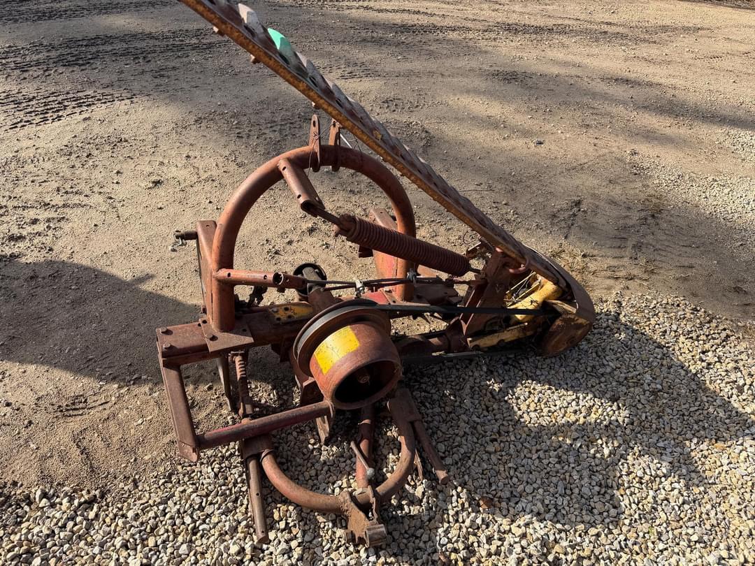 Image of New Holland 450 Image 1