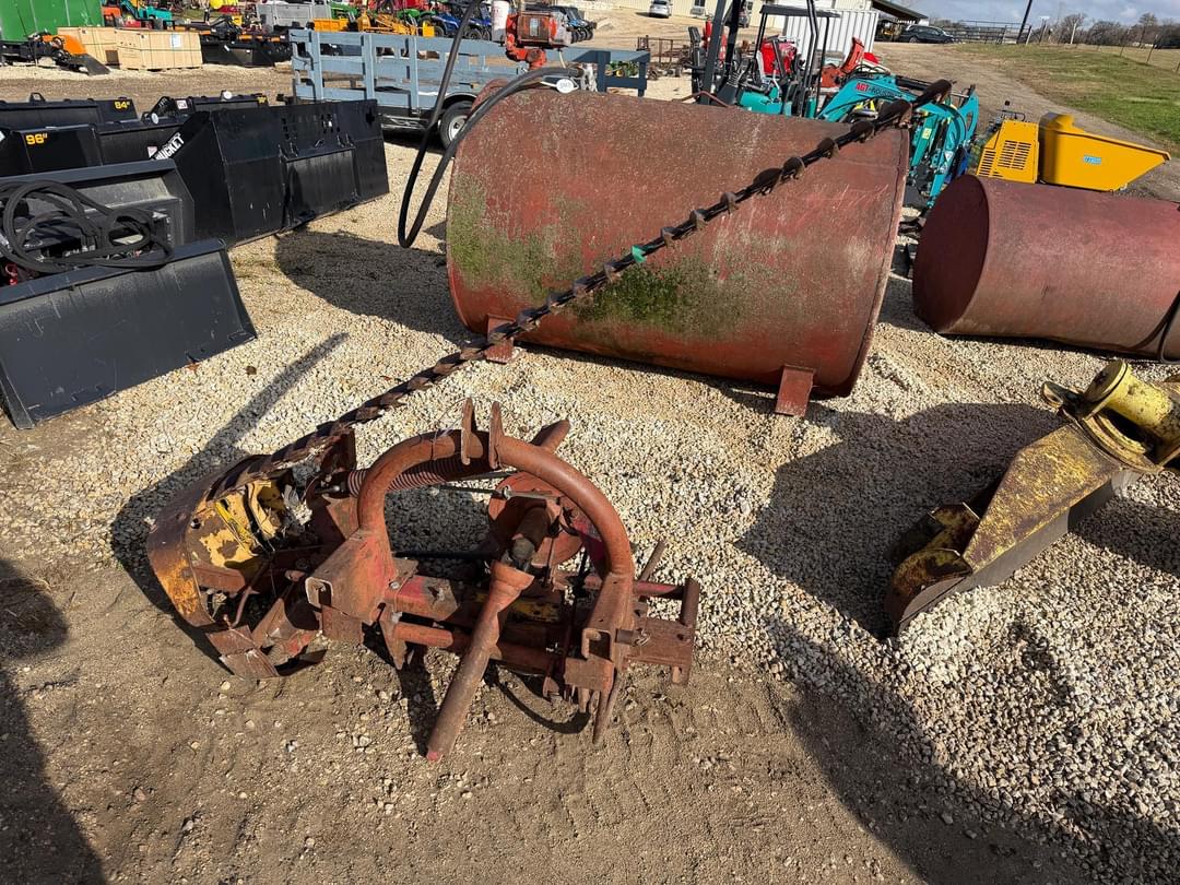 Image of New Holland 450 Image 0