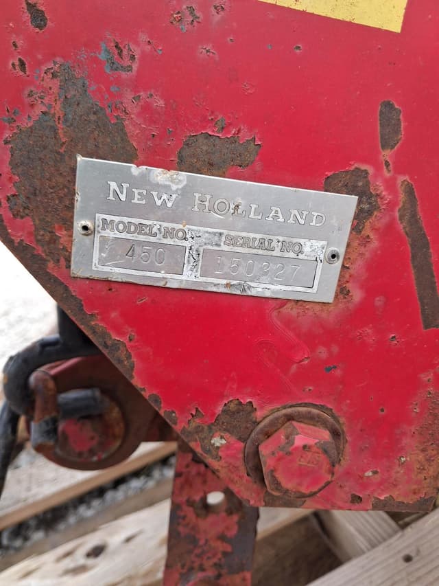 Image of New Holland 450 equipment image 4