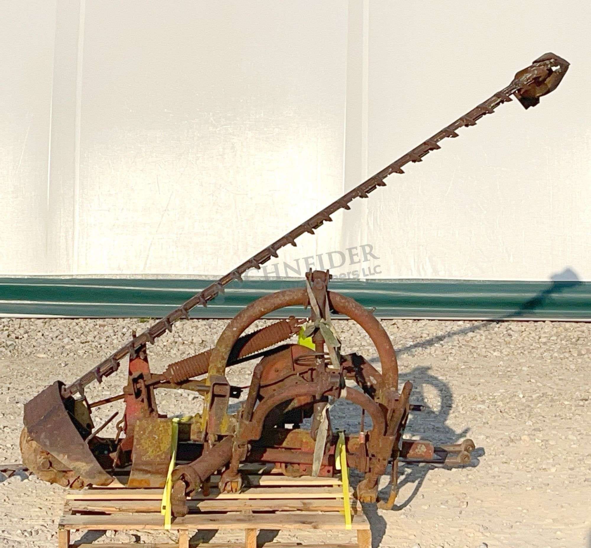 New Holland 450 Equipment Image0