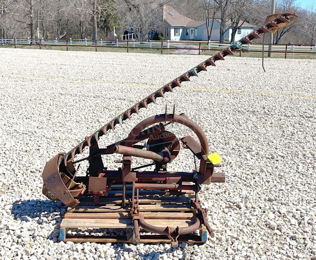 Image of New Holland 450 Primary image