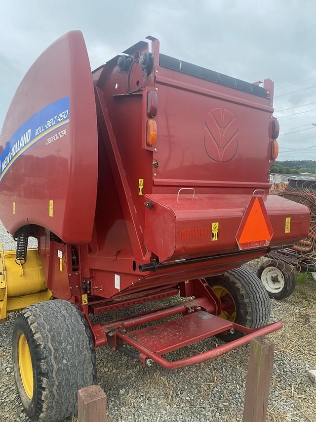 Image of New Holland RB450 CropCutter equipment image 3