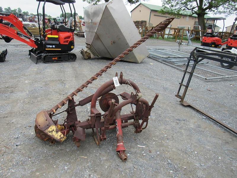 Image of New Holland 450 Image 0