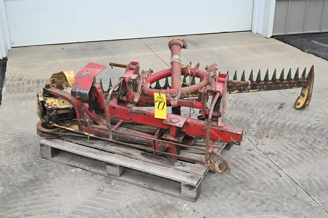 Image of New Holland 450 Primary image