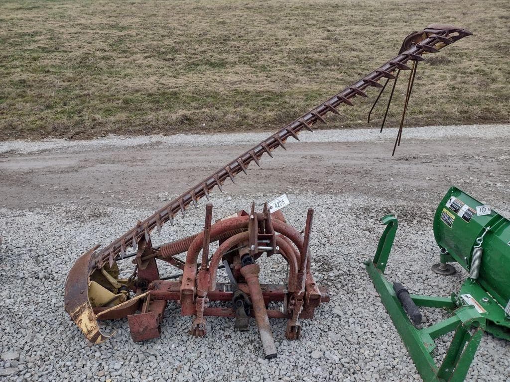 Image of New Holland 451 Primary image