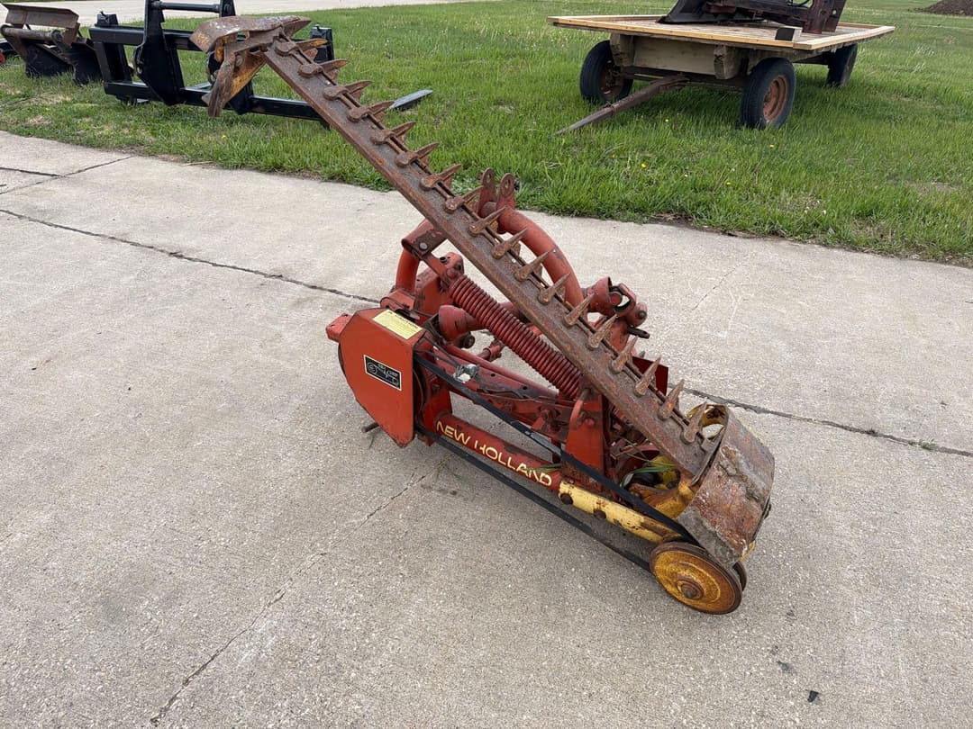 Image of New Holland 451 Primary image