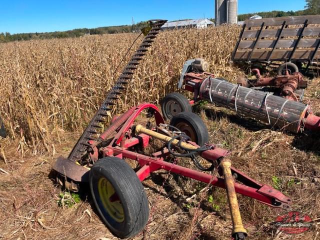 Image of New Holland 455 equipment image 2