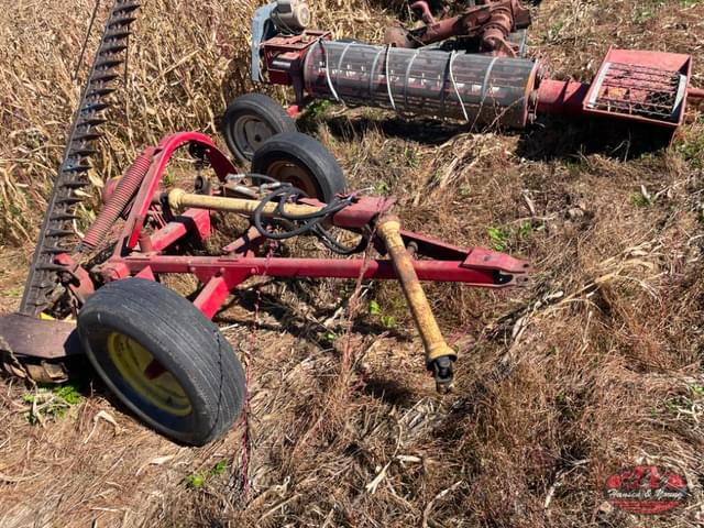 Image of New Holland 455 equipment image 1