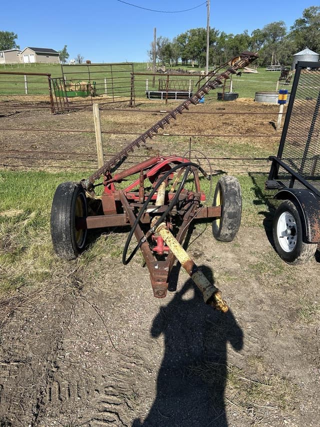 Image of New Holland 456 equipment image 1