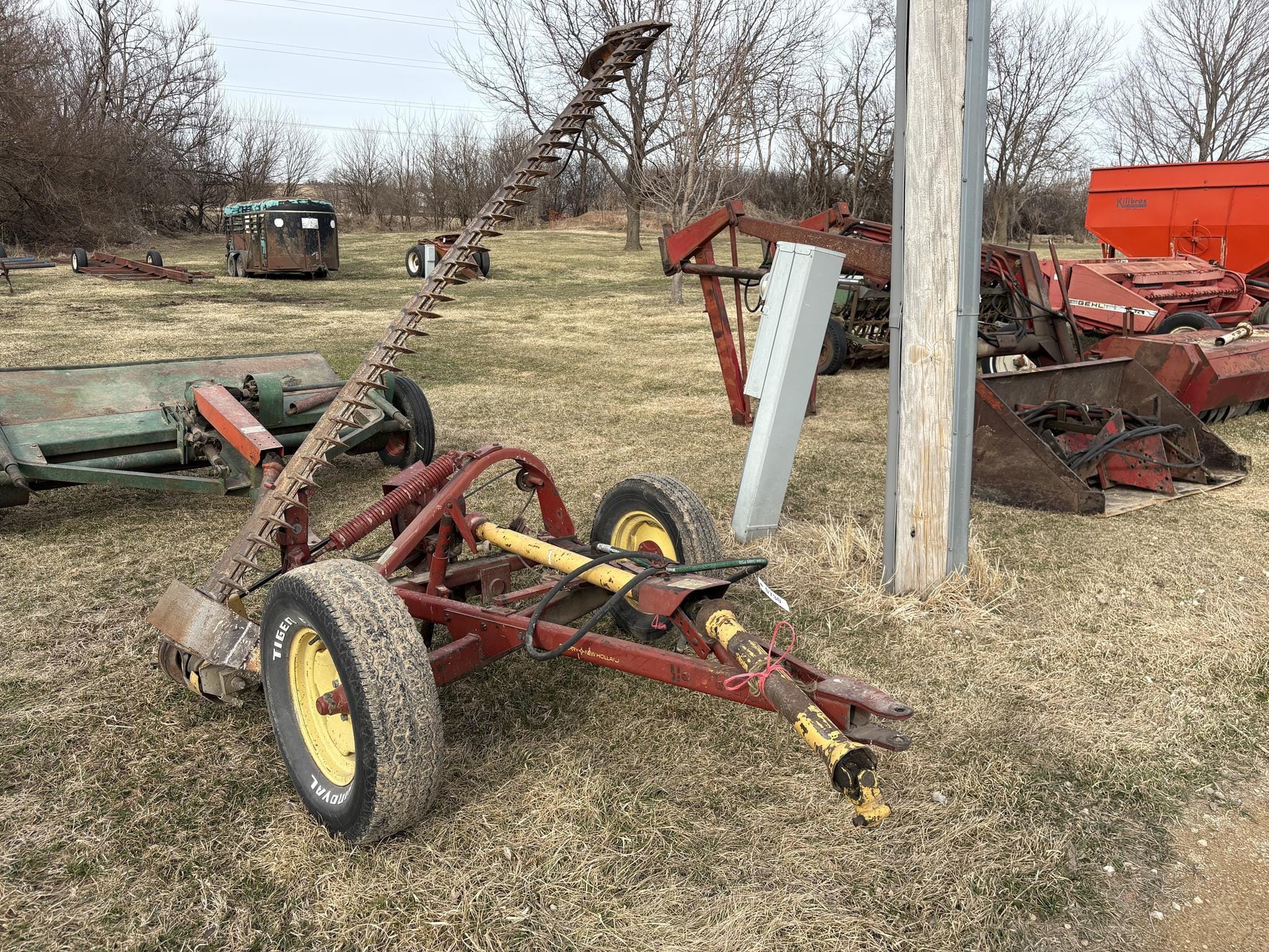 New Holland 456 Equipment Image0