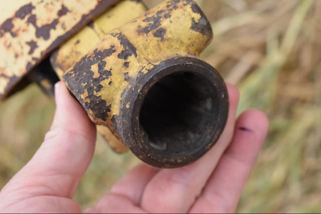 Image of New Holland 456 equipment image 4