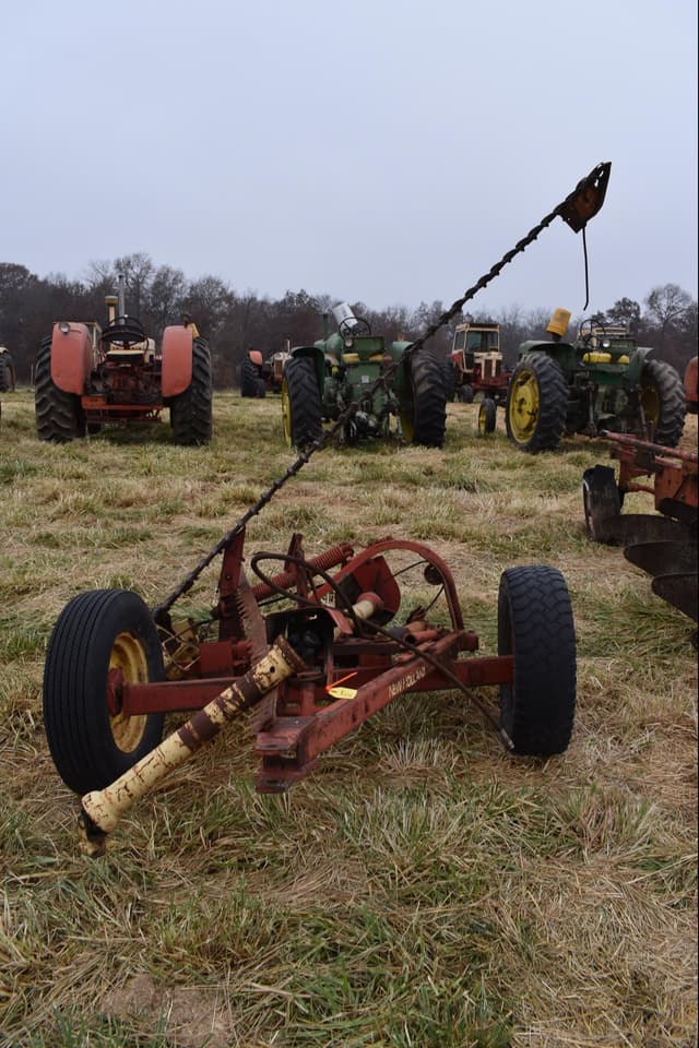 Image of New Holland 456 equipment image 1
