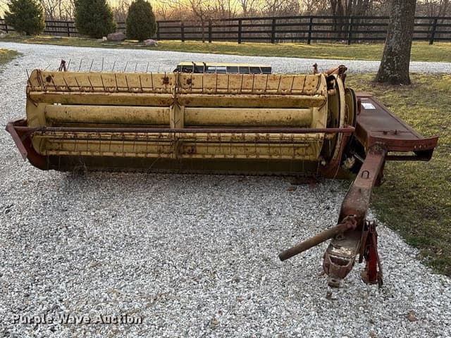 Image of New Holland 460 equipment image 1