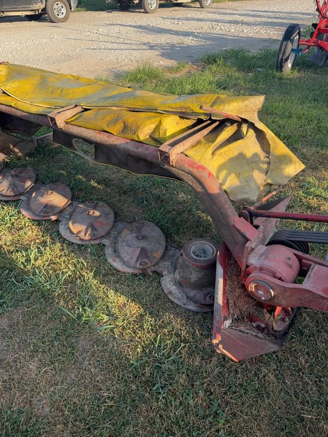 Image of New Holland 462 equipment image 3