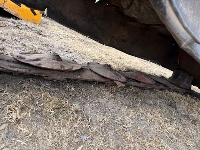 Image of New Holland 462 equipment image 4