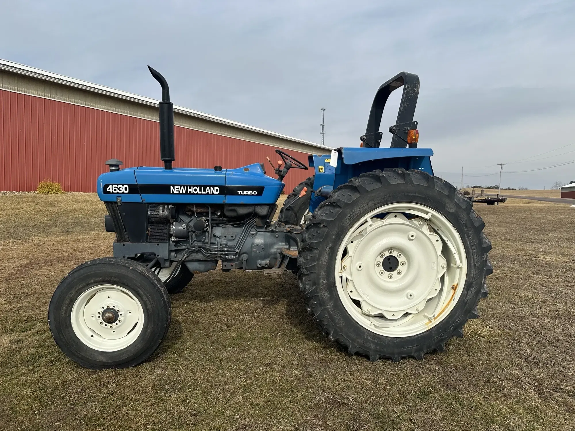 1998 New Holland 4630 Equipment Image0