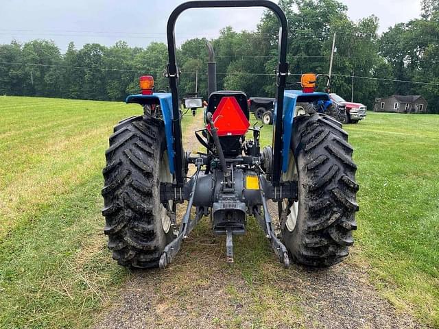 Image of New Holland 4630 equipment image 2