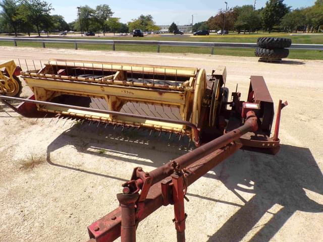 Image of New Holland 467 equipment image 2