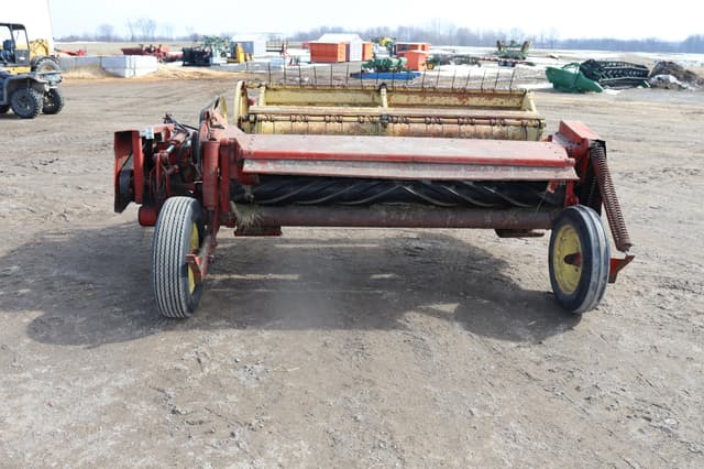 Image of New Holland 467 equipment image 4