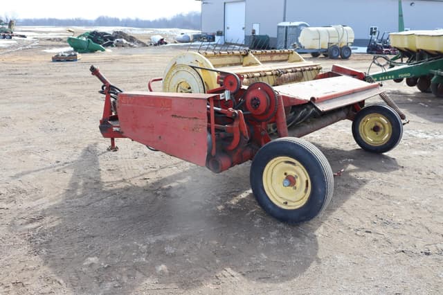 Image of New Holland 467 equipment image 3