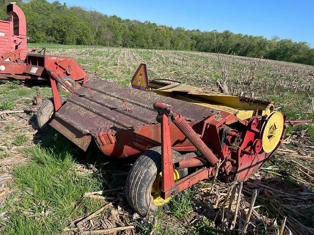 Image of New Holland 469 equipment image 2