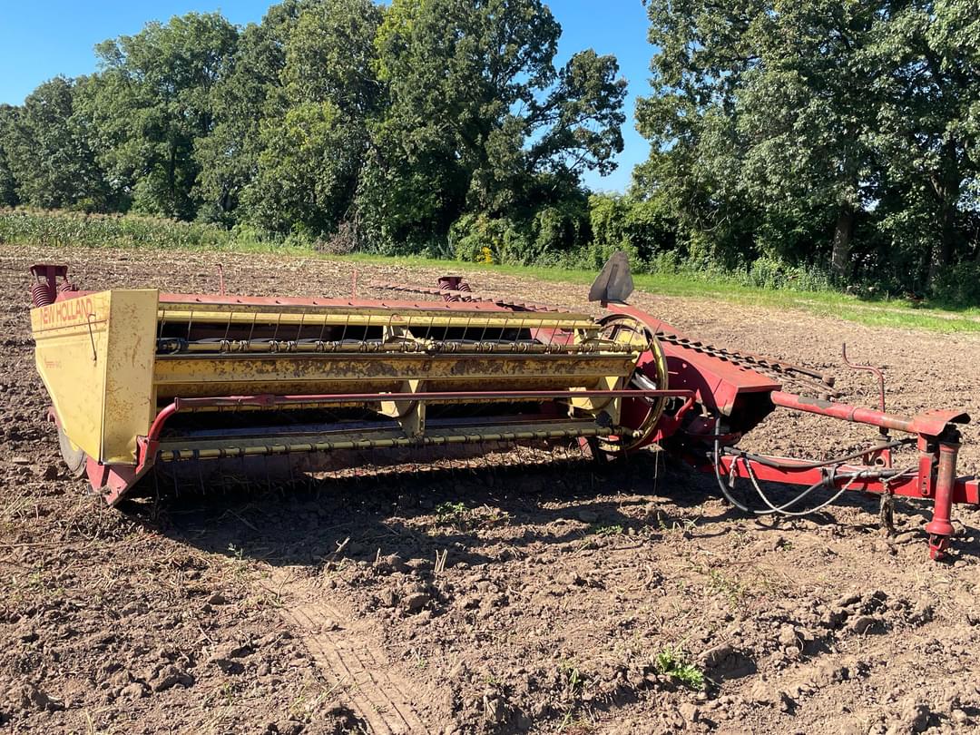 Image of New Holland 469 Primary image