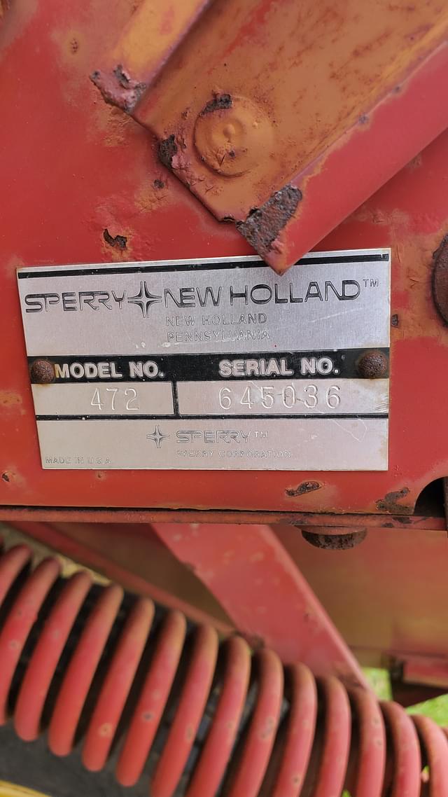 Image of New Holland 472 equipment image 4