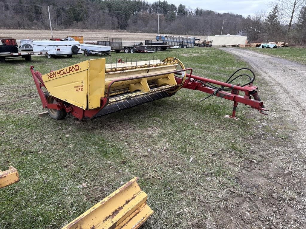New Holland 472 Equipment Image0