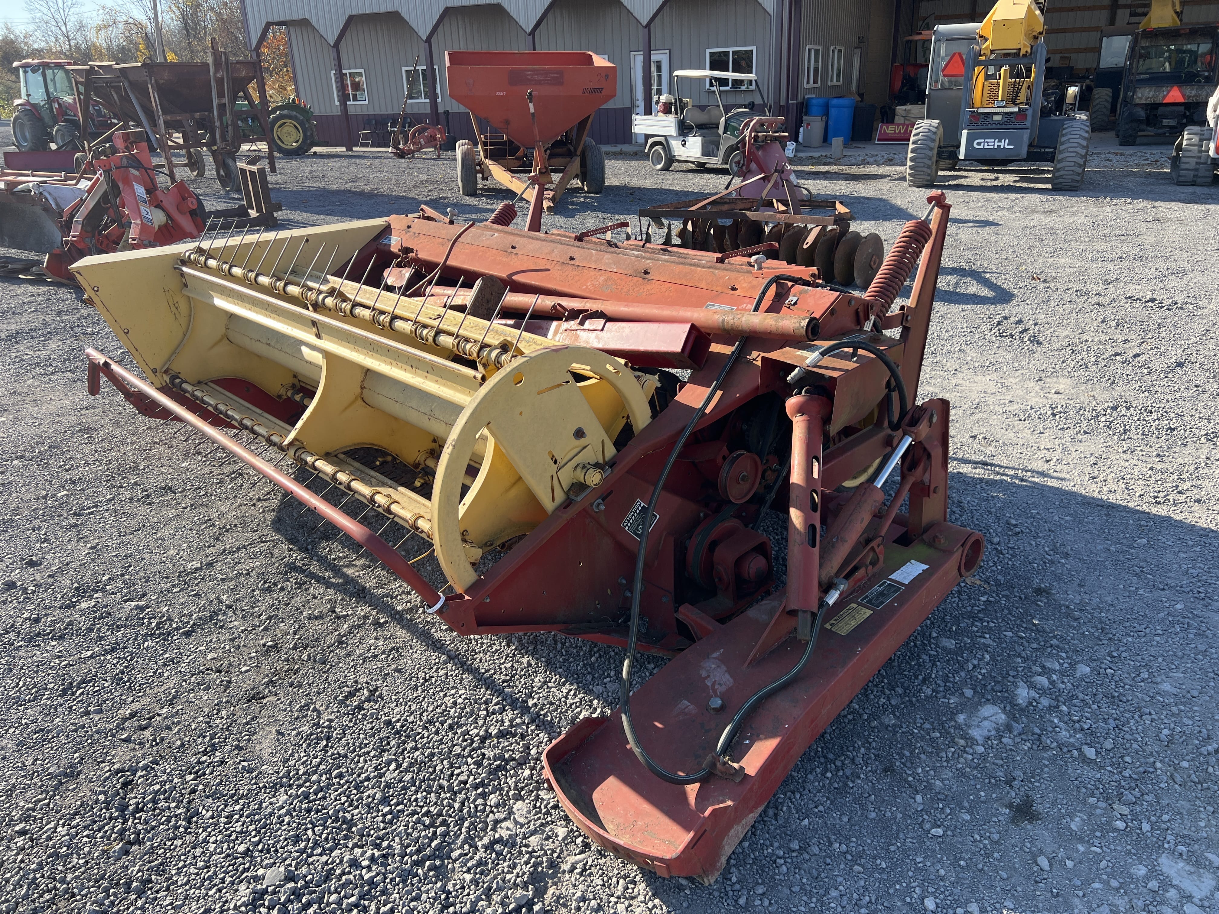 New Holland 472 Equipment Image0