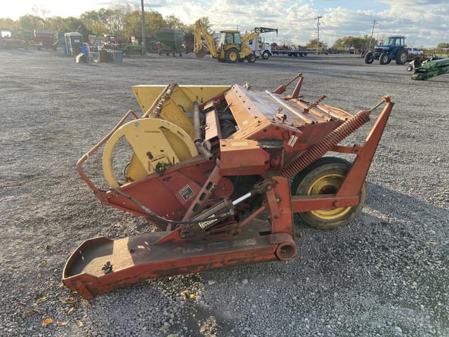 Image of New Holland 472 equipment image 2