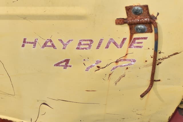 Image of New Holland 472 equipment image 4