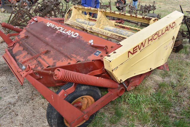 Image of New Holland 472 equipment image 3